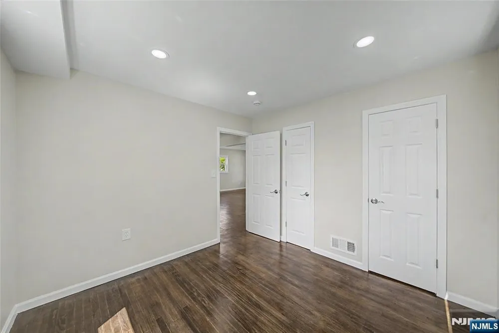 699 Bloomfield Avenue Clifton, NJ 07012