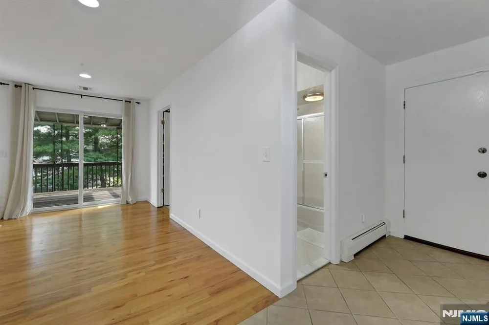 198 Scharer Avenue Northvale, NJ 07647