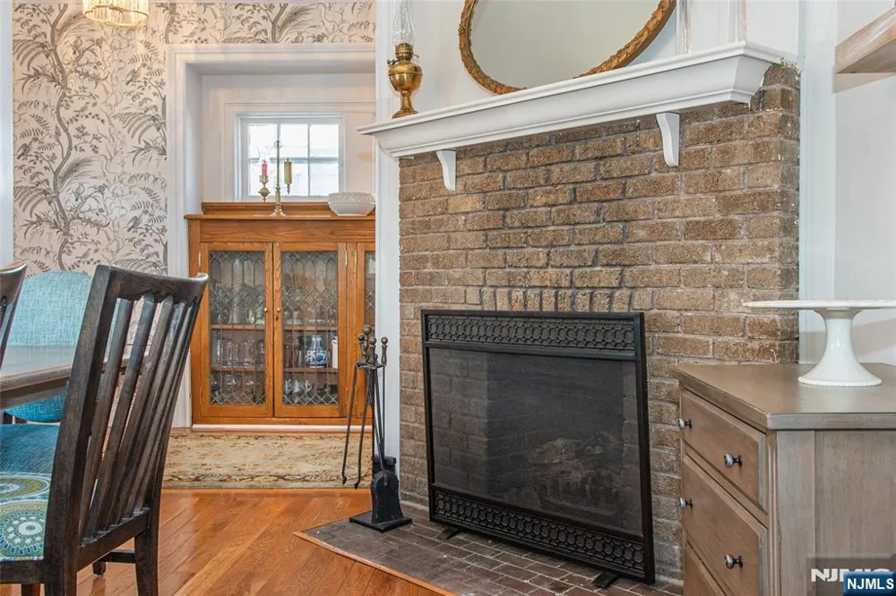85 Evergreen Avenue Bloomfield, NJ 07003