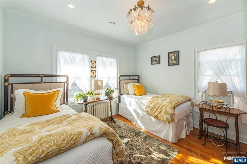 85 Evergreen Avenue Bloomfield, NJ 07003
