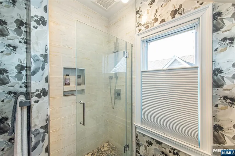 85 Evergreen Avenue Bloomfield, NJ 07003