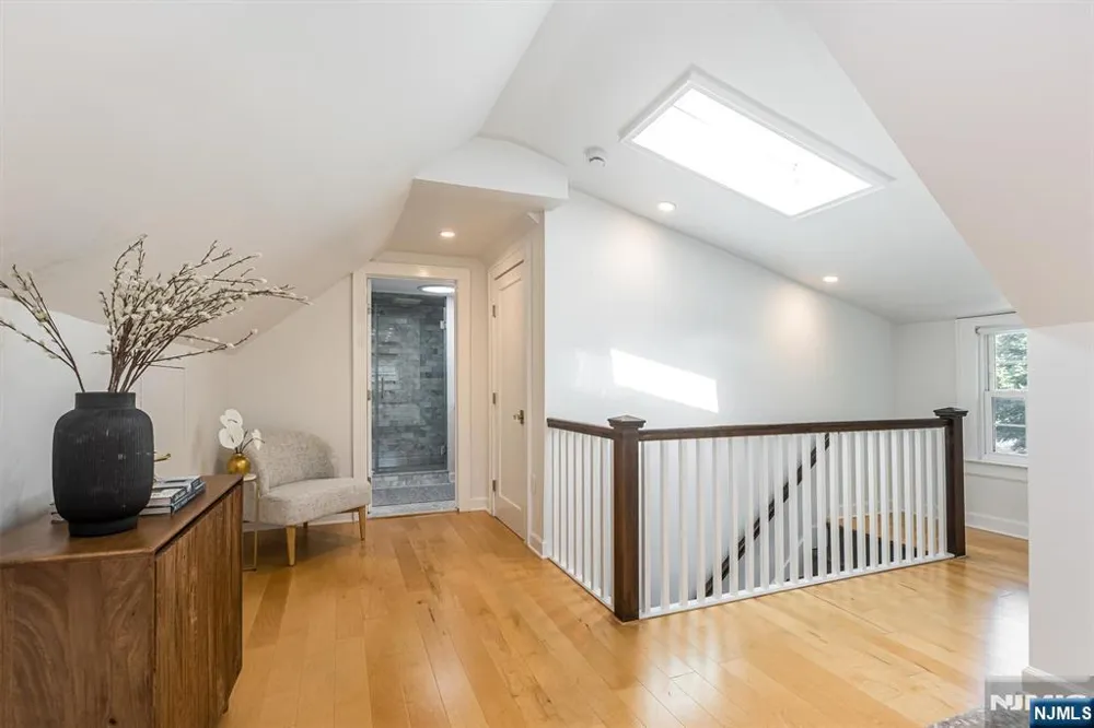 10 Colgate Road Maplewood, NJ 07040