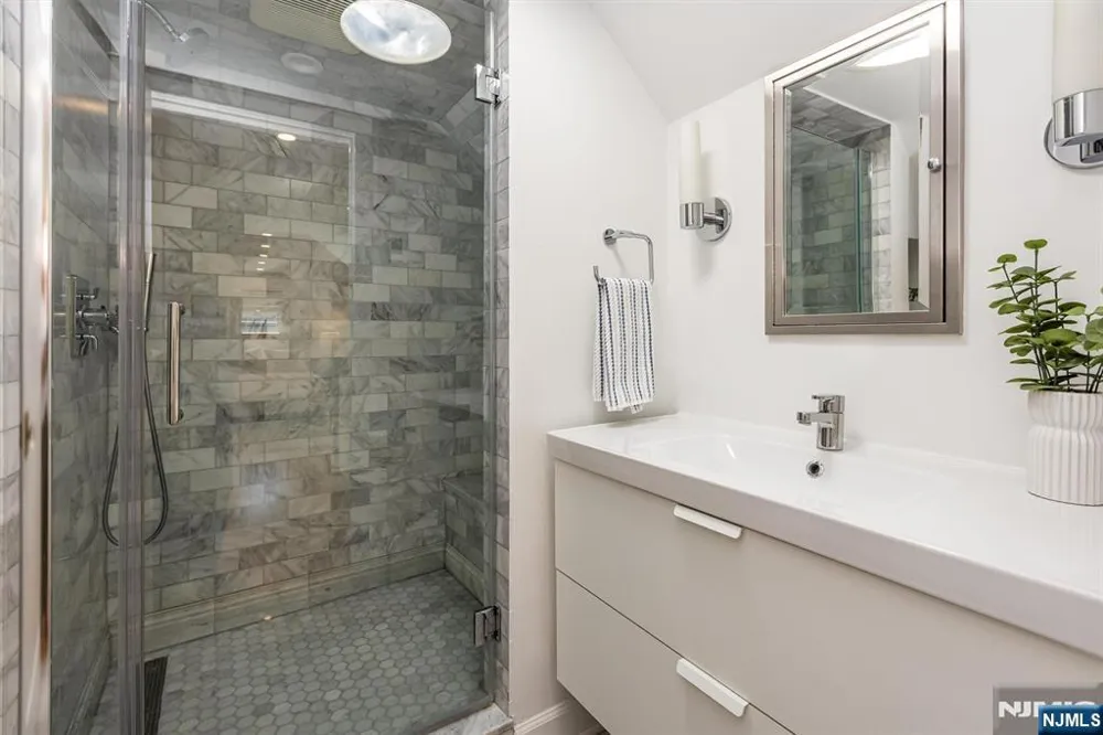 10 Colgate Road Maplewood, NJ 07040
