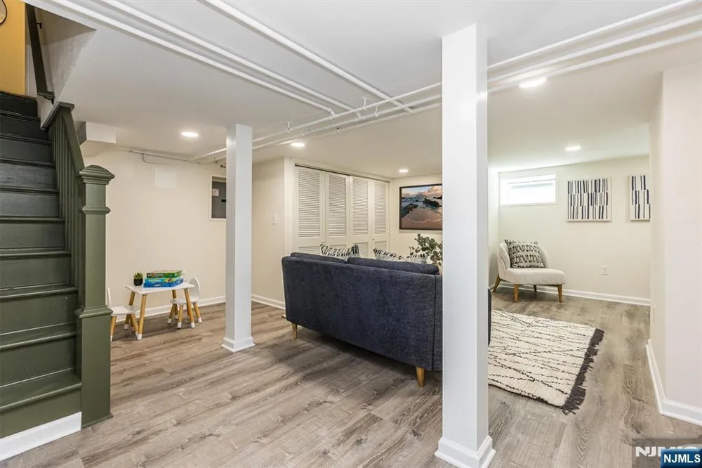 10 Colgate Road Maplewood, NJ 07040