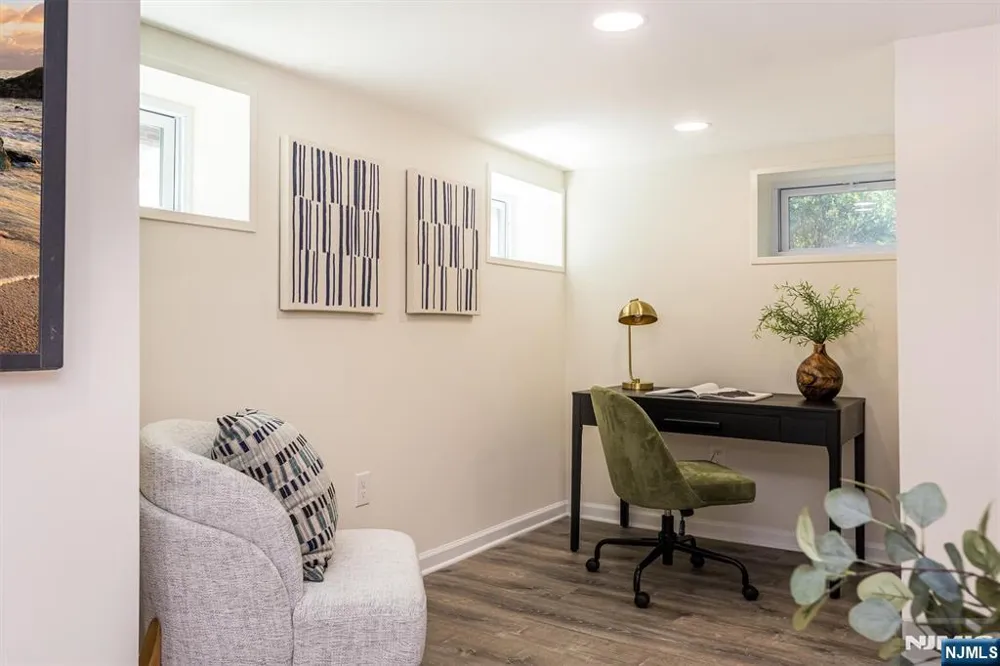 10 Colgate Road Maplewood, NJ 07040