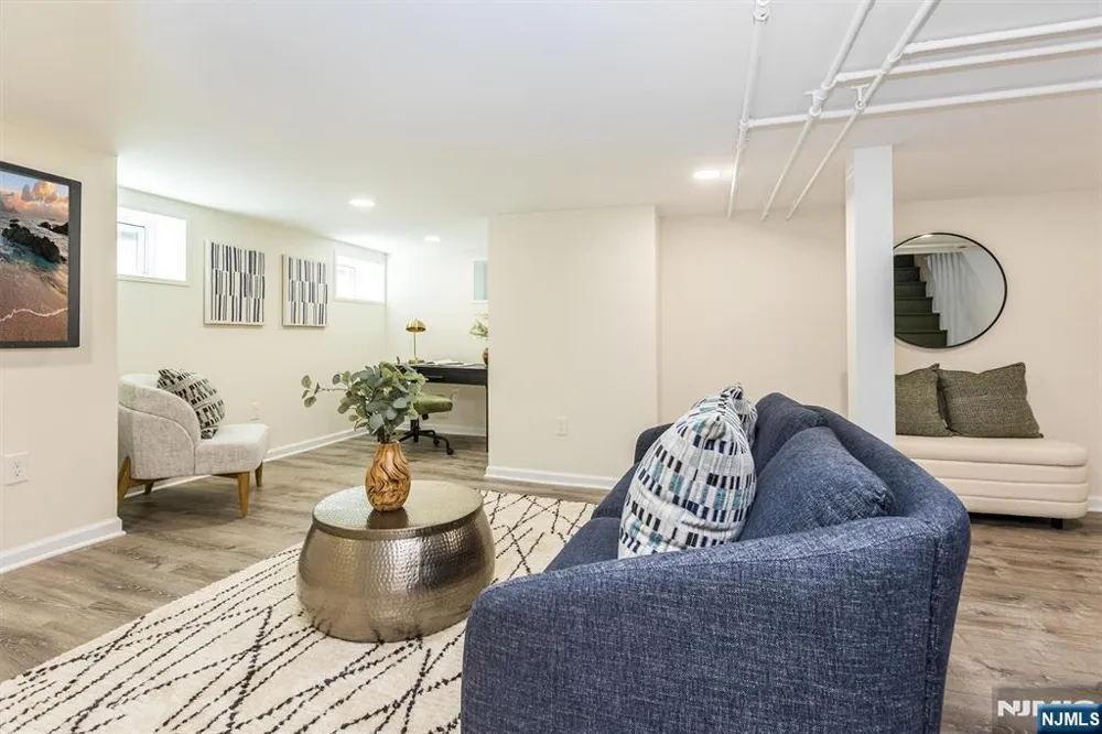 10 Colgate Road Maplewood, NJ 07040