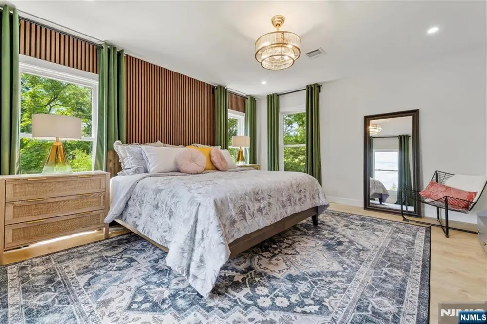 231 Wierimus Road Hillsdale, NJ 07642