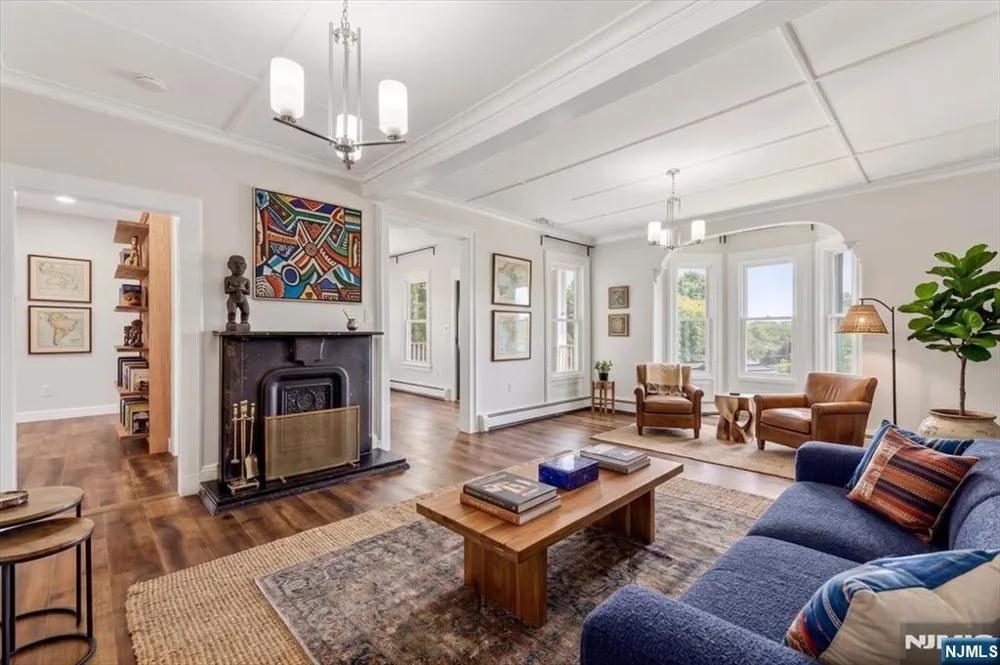 231 Wierimus Road Hillsdale, NJ 07642