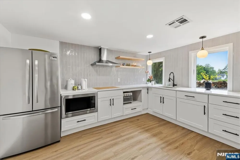 231 Wierimus Road Hillsdale, NJ 07642