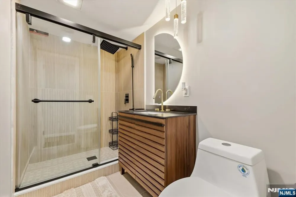 231 Wierimus Road Hillsdale, NJ 07642