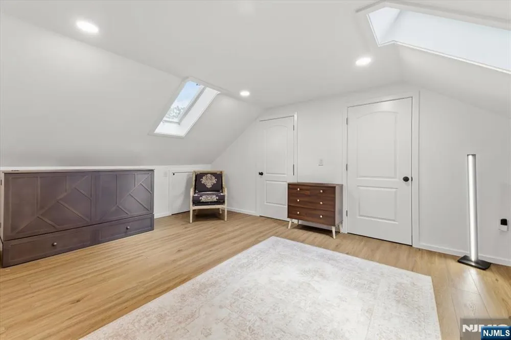 231 Wierimus Road Hillsdale, NJ 07642