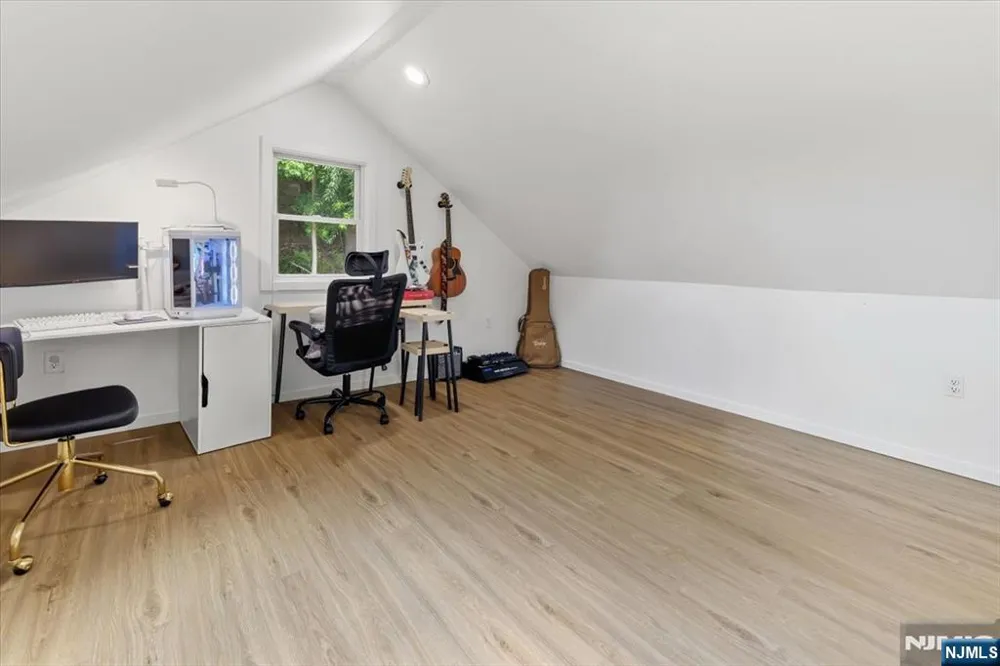 231 Wierimus Road Hillsdale, NJ 07642