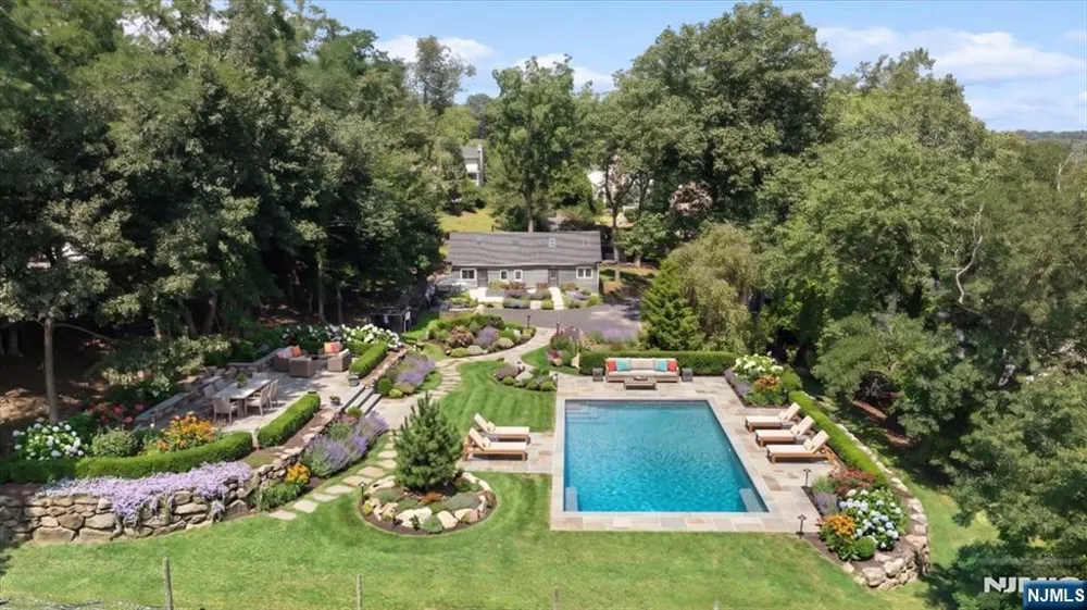 231 Wierimus Road Hillsdale, NJ 07642