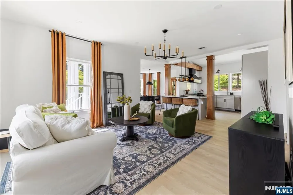 231 Wierimus Road Hillsdale, NJ 07642