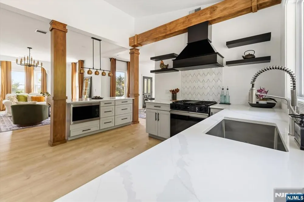 231 Wierimus Road Hillsdale, NJ 07642