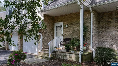 58 Parkside Court