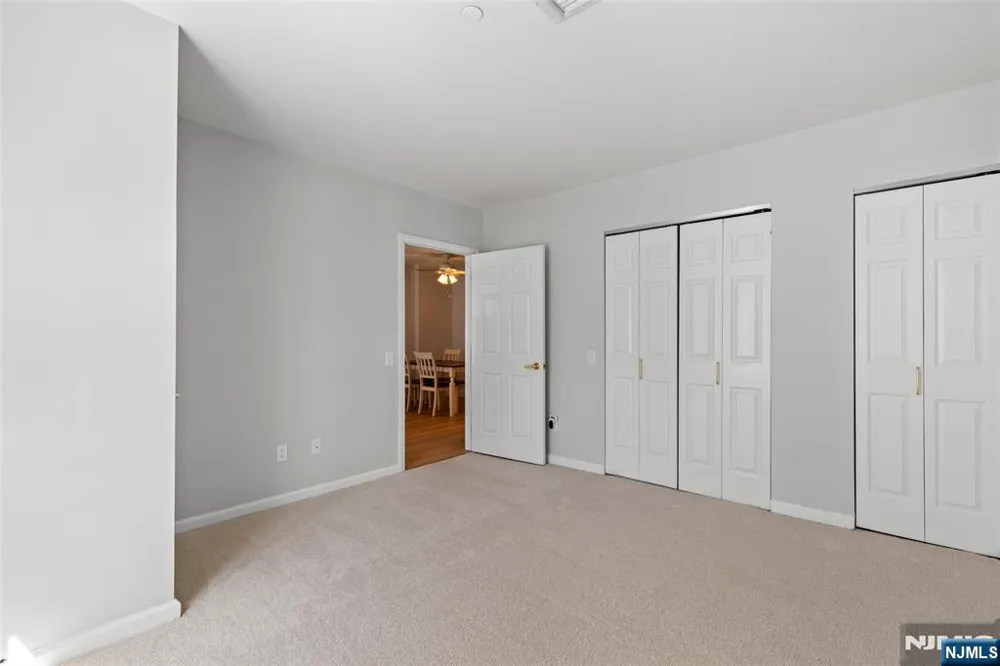 189 Forest Avenue 108 Paramus, NJ 07652
