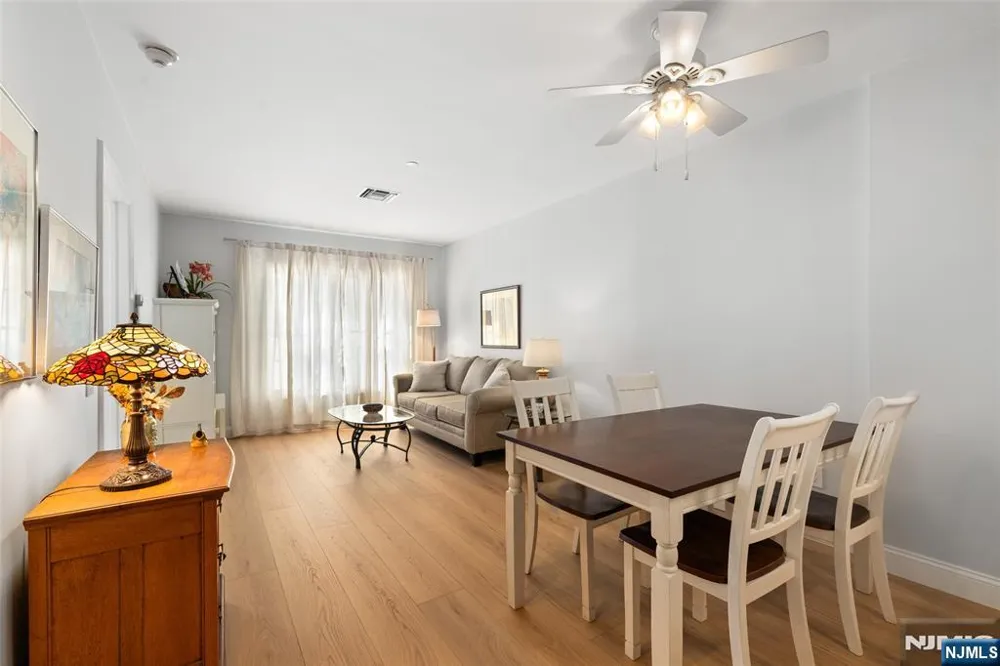 189 Forest Avenue 108 Paramus, NJ 07652