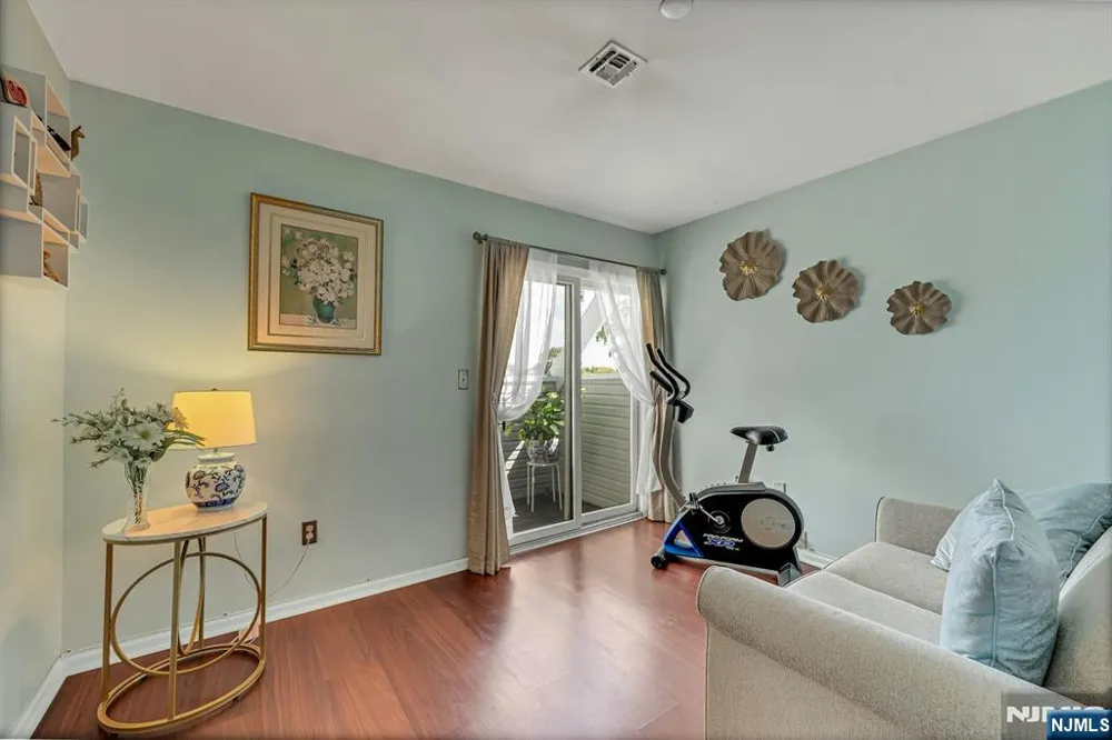 148 Main Avenue 142 Passaic, NJ 07055