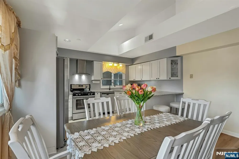 148 Main Avenue 142 Passaic, NJ 07055