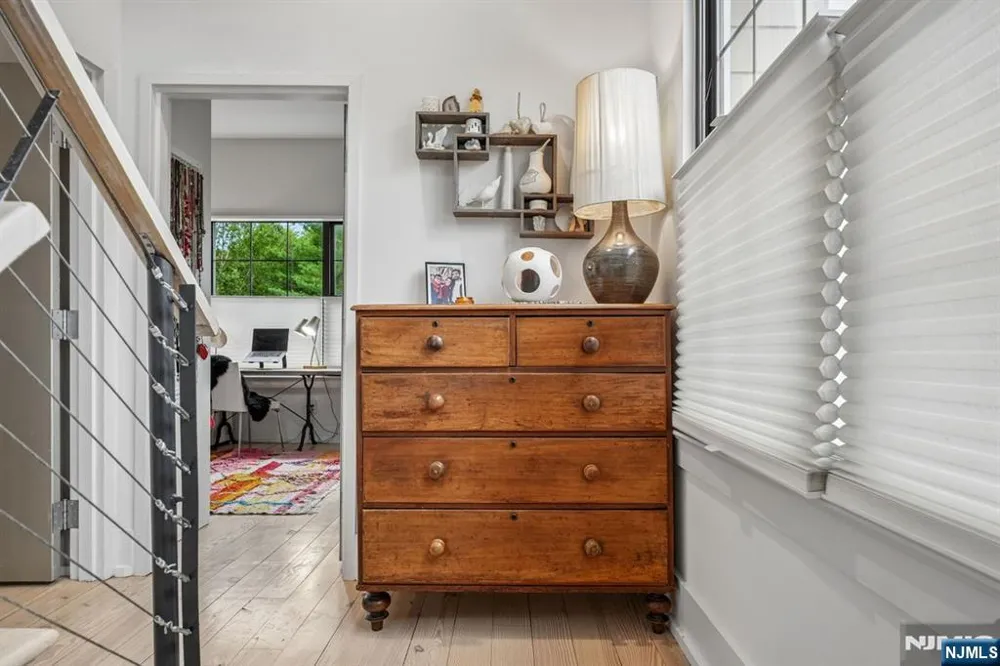 51-02 Greenwood Avenue 2A Montclair, NJ 07042