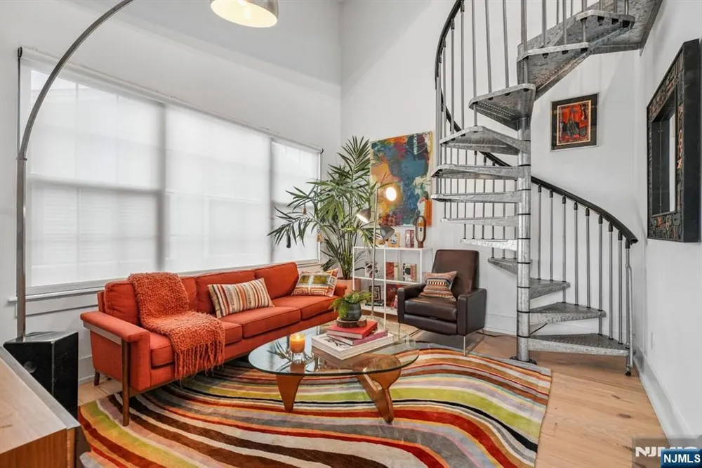 51-02 Greenwood Avenue 2A Montclair, NJ 07042