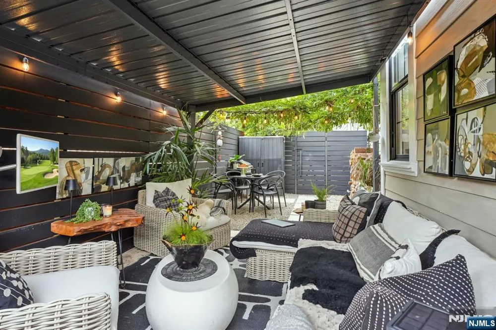 51-02 Greenwood Avenue 2A Montclair, NJ 07042