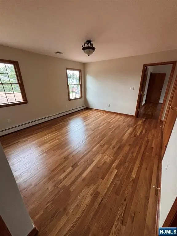 254 Phillips Avenue South Hackensack, NJ 07606