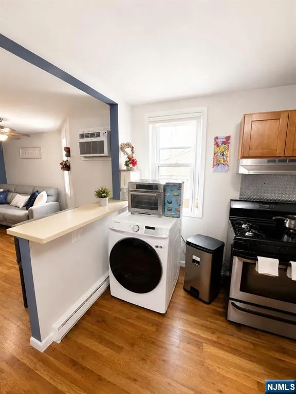 600 N 6th 5B 2nd Floor Newark, NJ 07107
