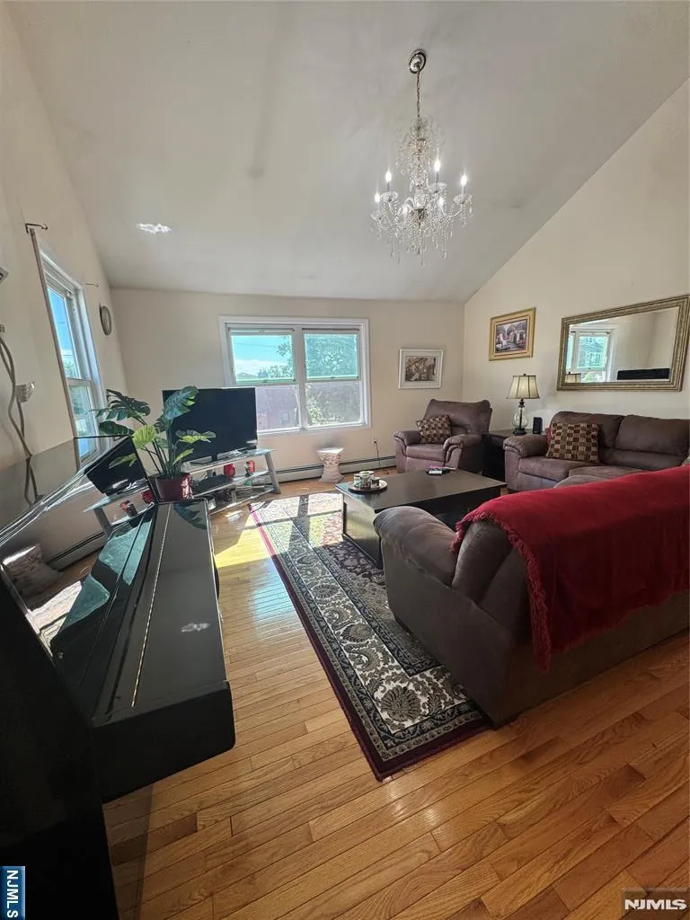 602 Studio Ridgefield, NJ 07657