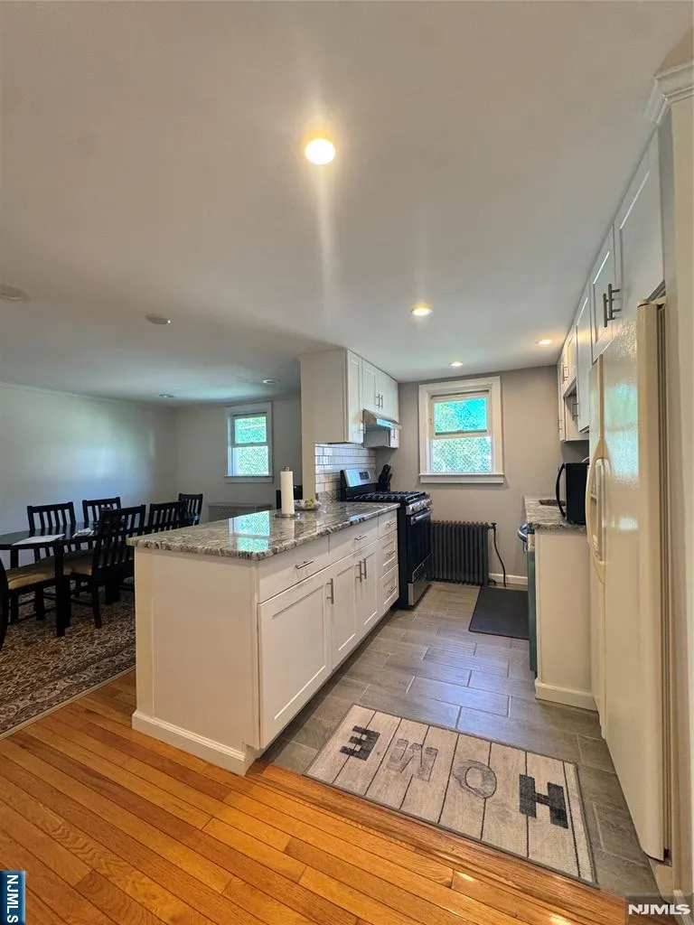 602 Studio Ridgefield, NJ 07657