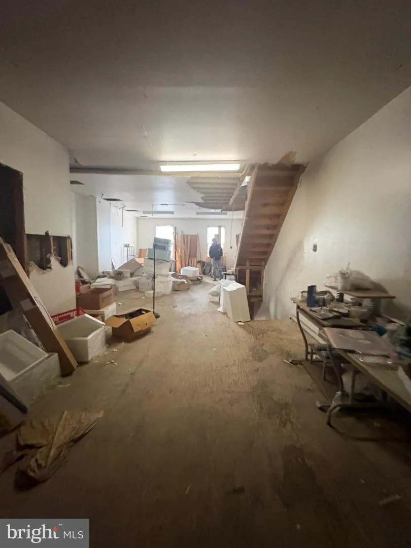 3049 5TH STREET Philadelphia, PA 19133