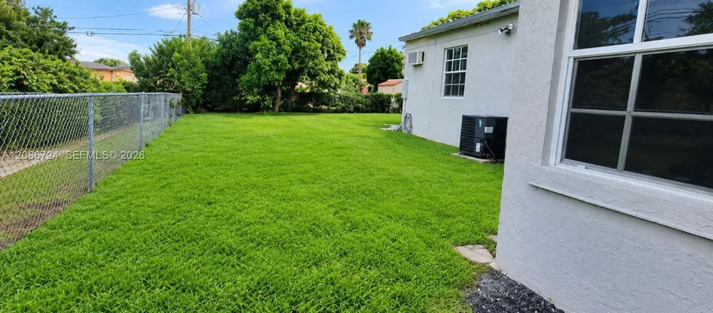 1618 NW 14th Ct Fort Lauderdale, FL 33311