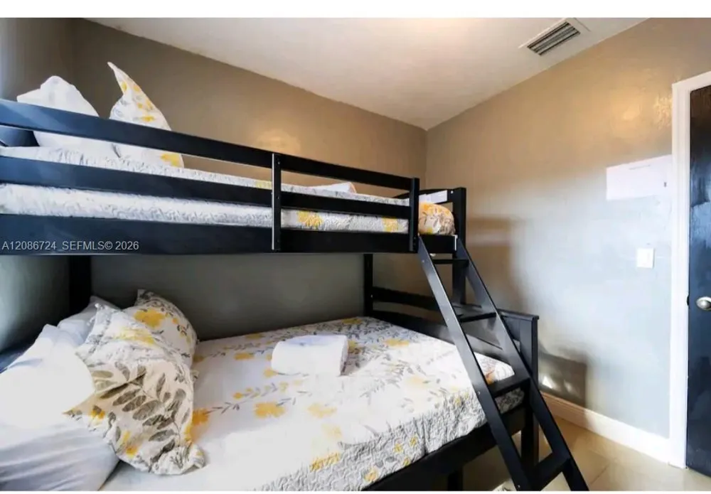 1618 NW 14th Ct Fort Lauderdale, FL 33311