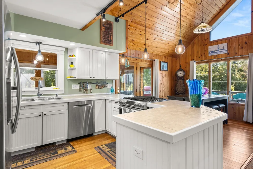 11453 S East Torch Lake Drive Helena Township, MI 49612