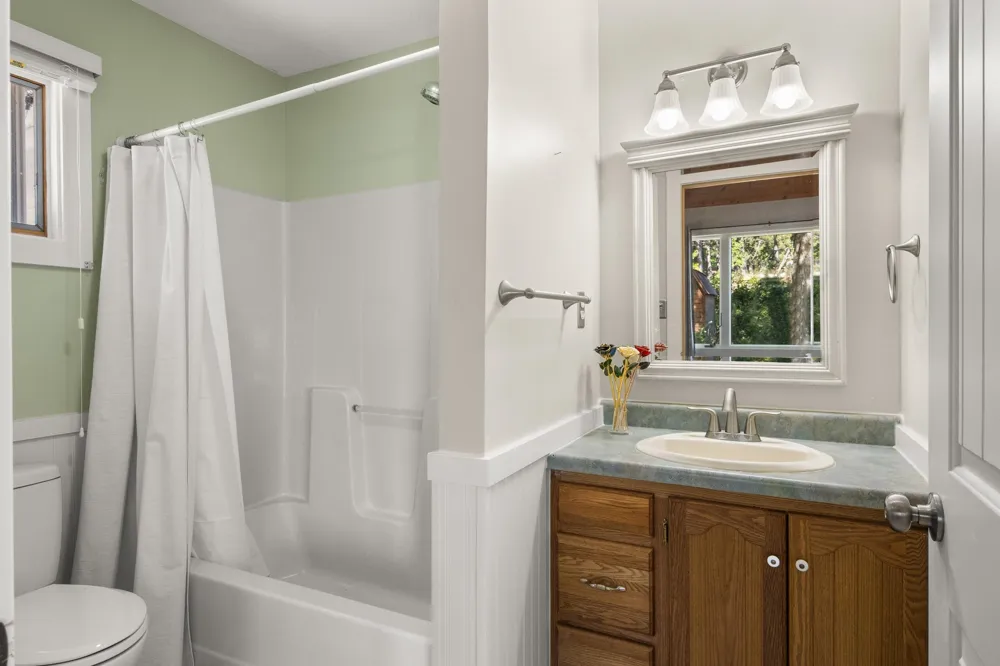 11453 S East Torch Lake Drive Helena Township, MI 49612