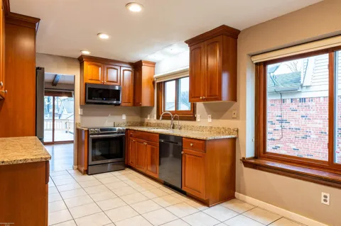 12113 Volpe Drive