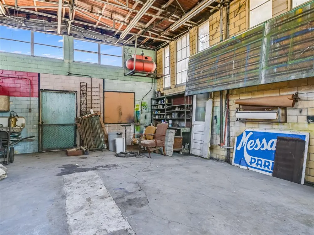 1018 Main Street Taylor, TX 76574