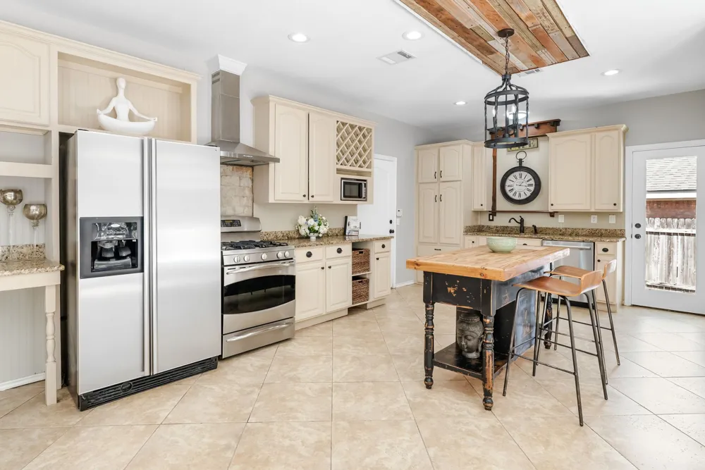 3411 Latimer Drive Austin, TX 78732