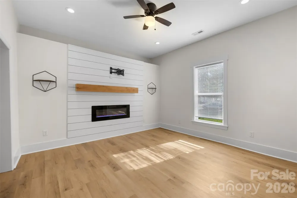 4309 Hovis Road Charlotte, NC 28208