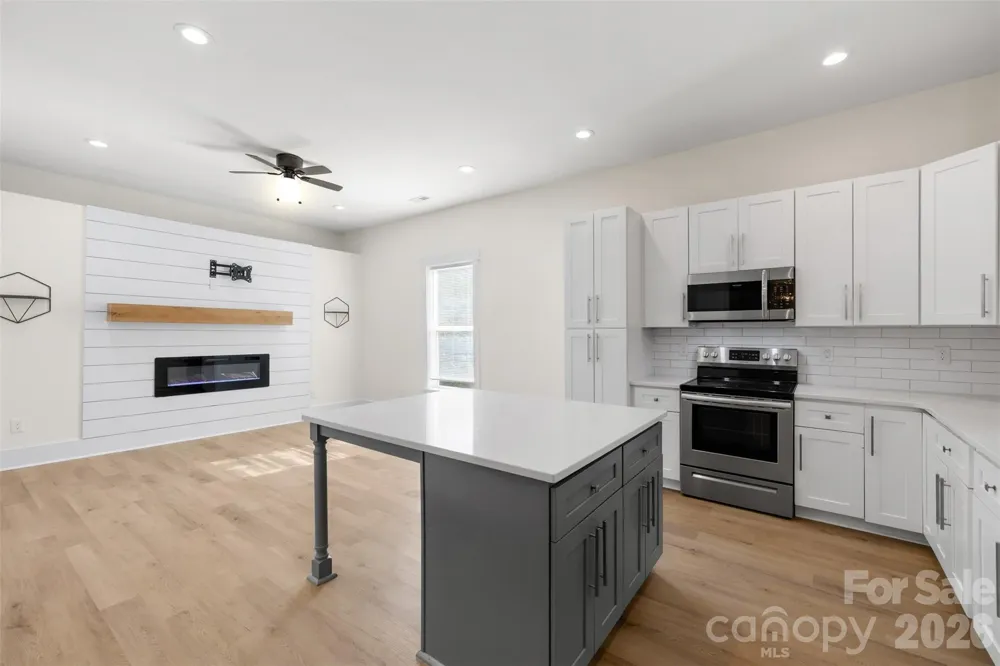 4309 Hovis Road Charlotte, NC 28208
