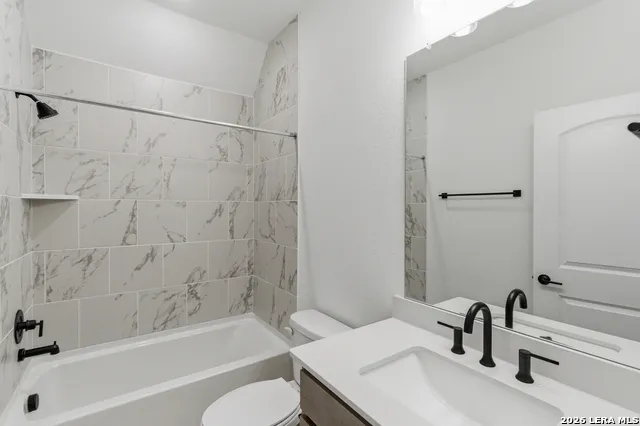 337 WILD YONDER LANE Boerne, TX 78006