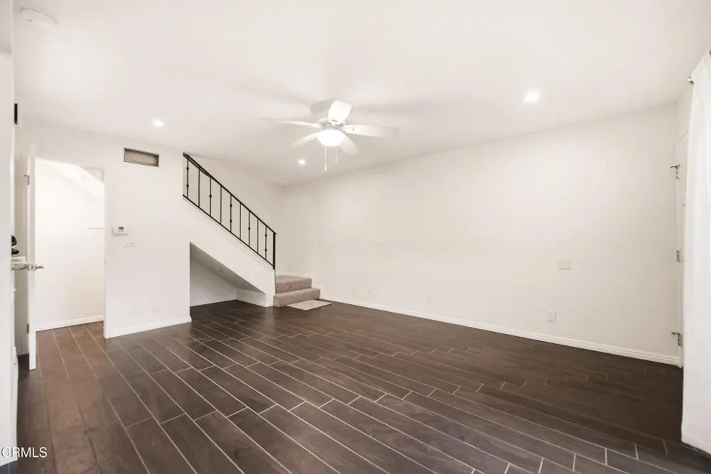 1124 Landsburn Circle Westlake Village, CA 91361