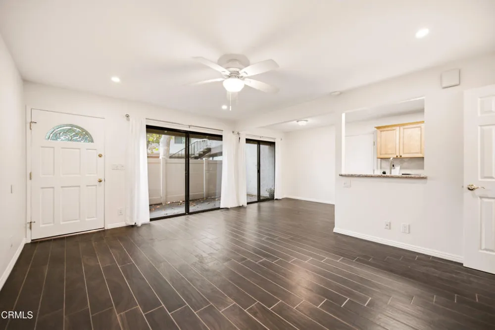 1124 Landsburn Circle Westlake Village, CA 91361