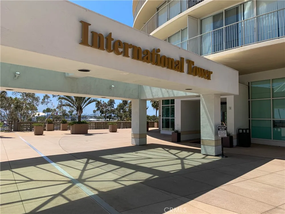 700 E Ocean Boulevard #2703 Long Beach, CA 90802