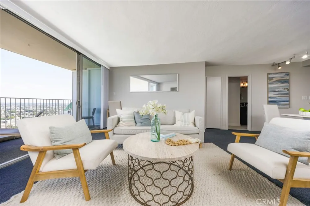700 E Ocean Boulevard #2703 Long Beach, CA 90802