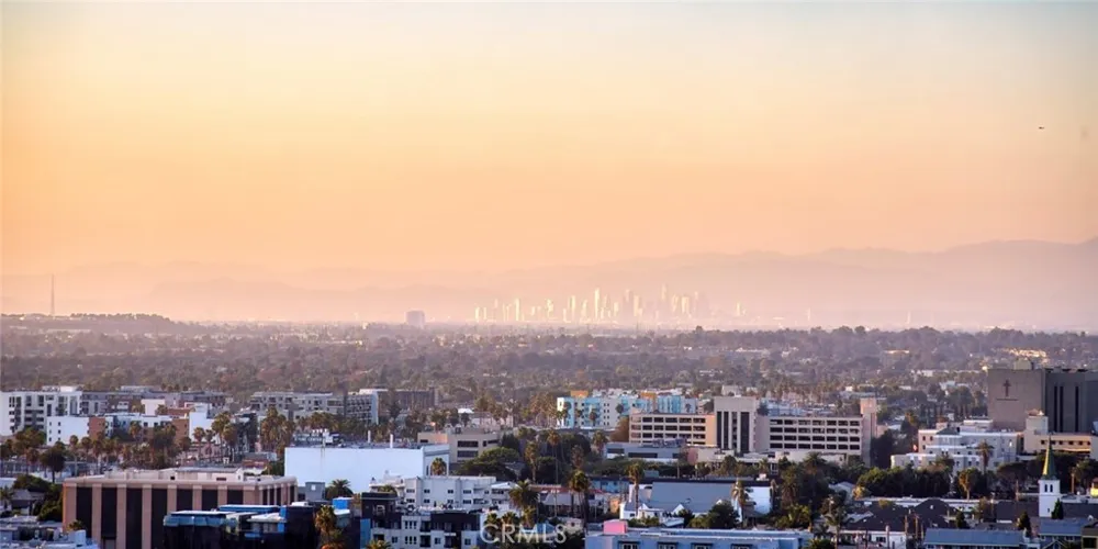 700 E Ocean Boulevard #2703 Long Beach, CA 90802