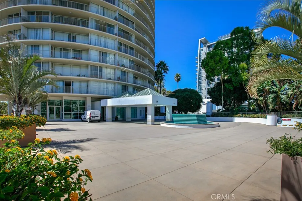 700 E Ocean Boulevard #2703 Long Beach, CA 90802