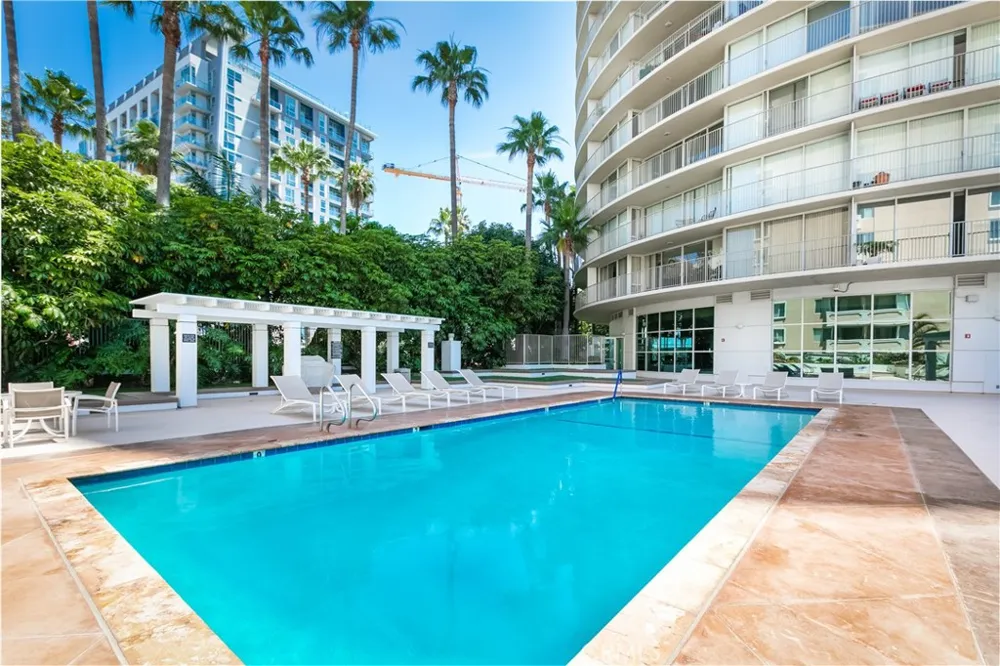 700 E Ocean Boulevard #2703 Long Beach, CA 90802