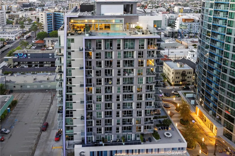 700 E Ocean Boulevard #2703 Long Beach, CA 90802
